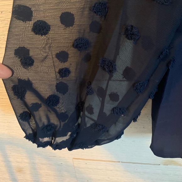 Elegant Navy Blue Women's Top. Size XL. - Picture 4 of 9